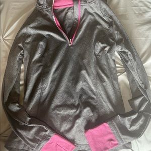 Only worn once hooded Reebok half zip